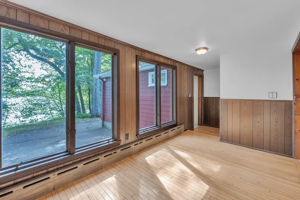 Photo of 5 Forest Ln