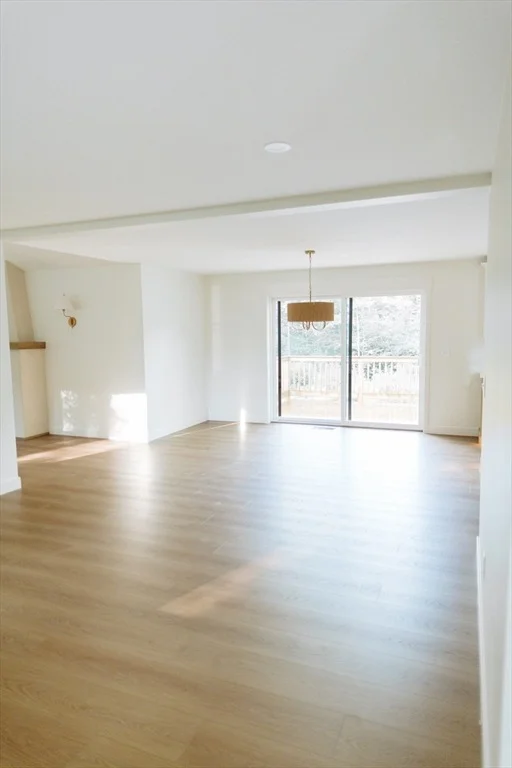 Photo of 160 Willard Rd