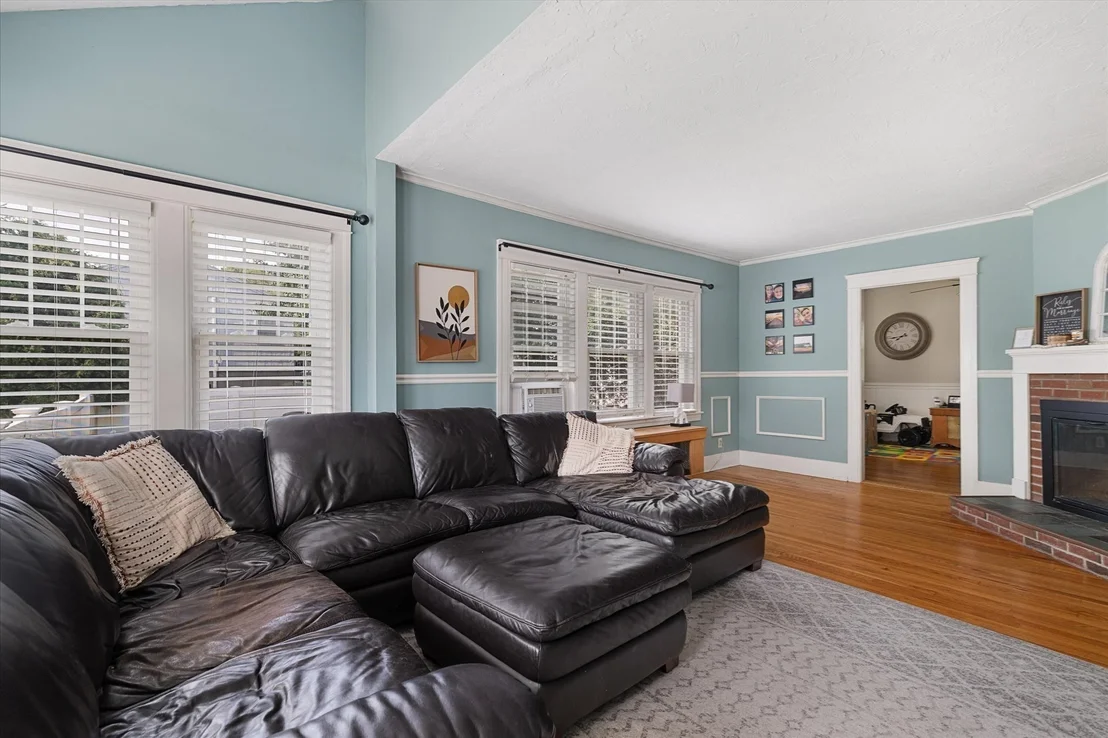 Photo of 22 Oneida