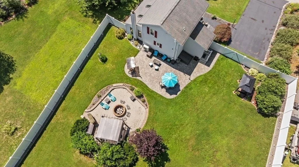 Photo of 33 Scenic Ave
