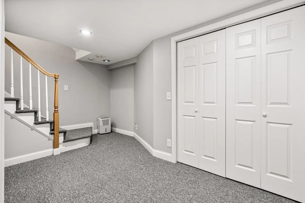 Photo of 39 Lovers Ln
