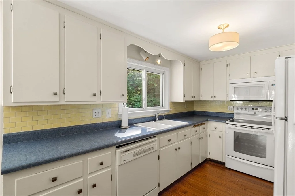 Photo of 51 Hadley Rd