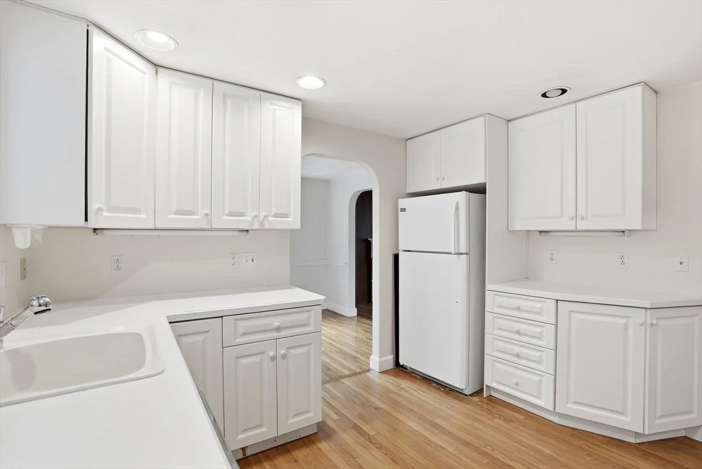 Photo of 8 Ledgewood Drive