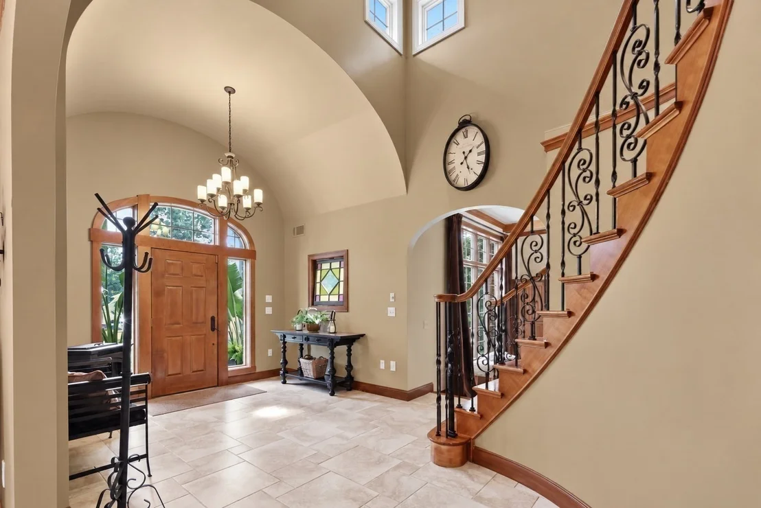 Photo of 47 Deer Hill Cir