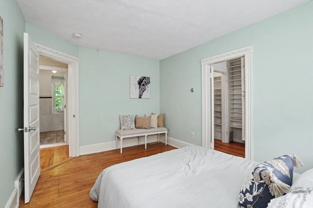 Photo of 83 Beacon