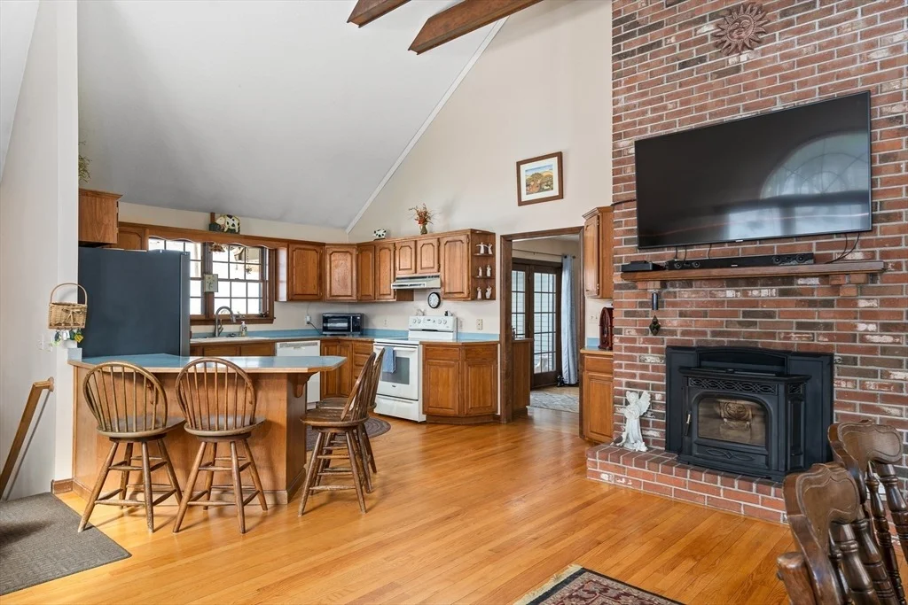 Photo of 49 Burt Rd