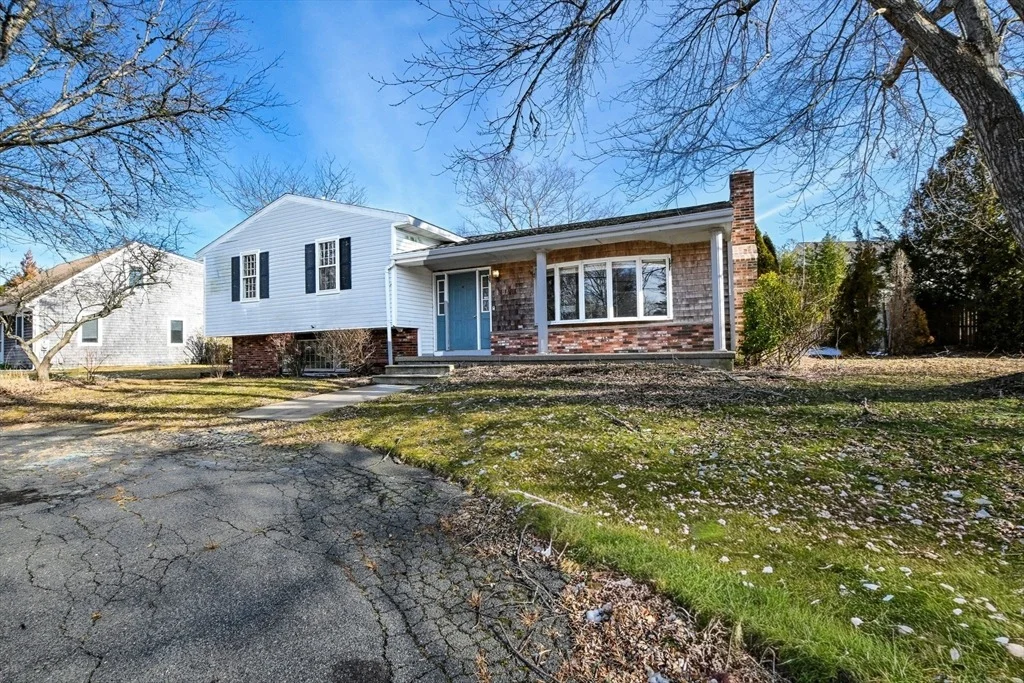 Photo of 49 Broken Bow Ln