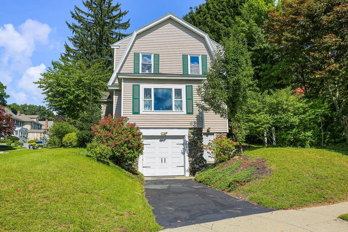 Photo of 4 Longfellow Road