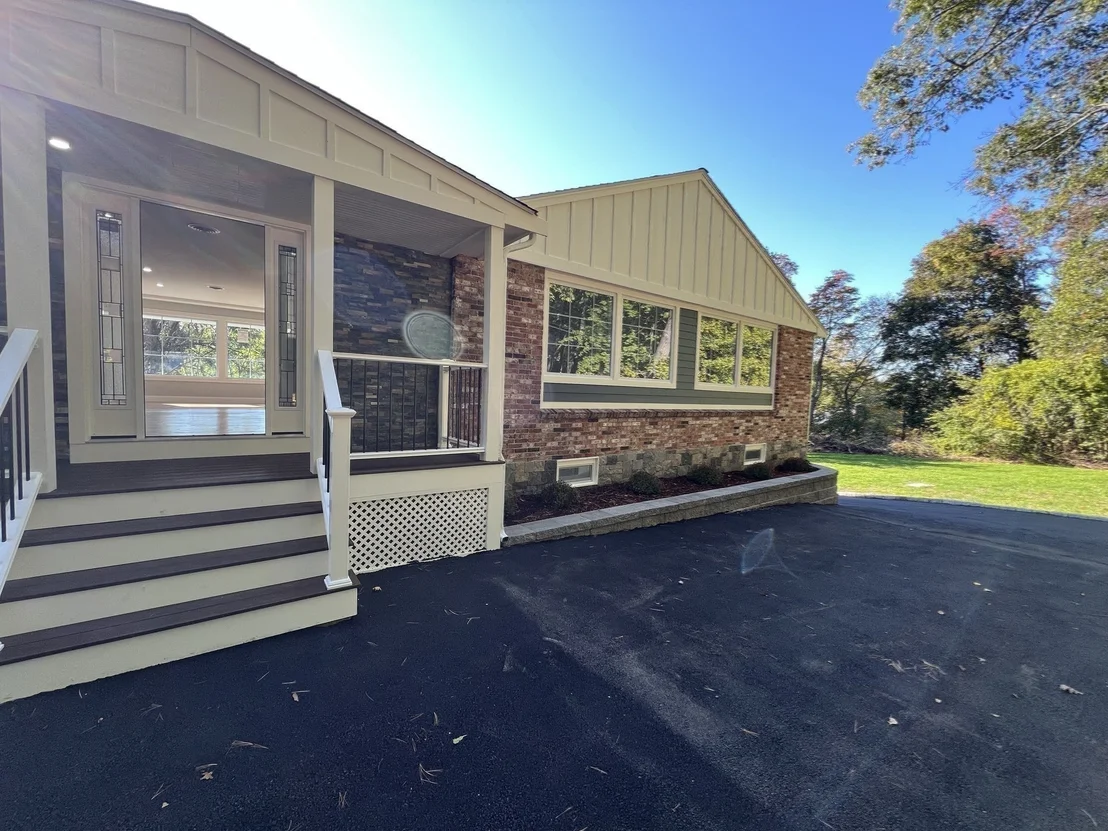 Photo of 620 Edmands Rd