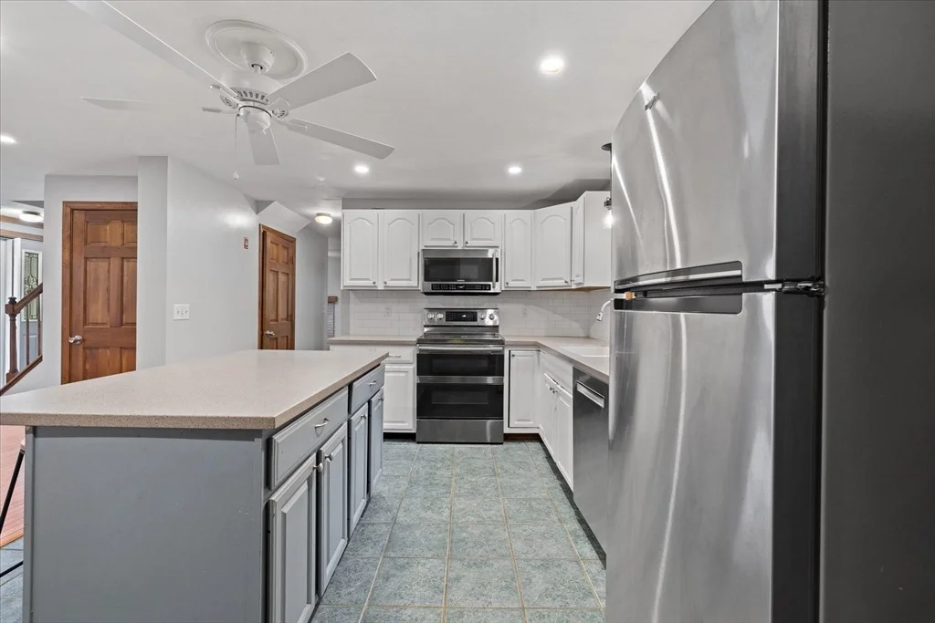 Photo of 106 Converse Dr