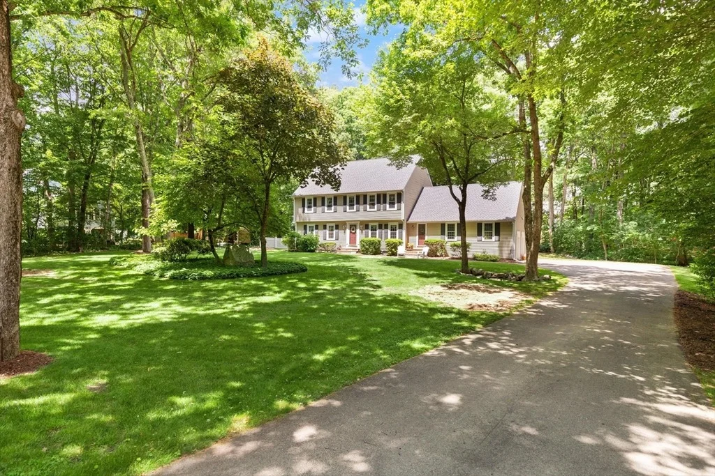 Photo of 4 Quail Run Rd