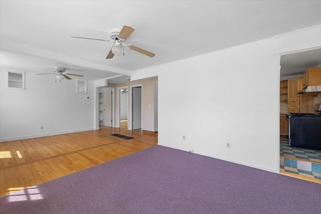 Photo of 32 Bayberry