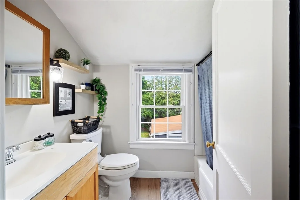 Photo of 15 Lucerne Road