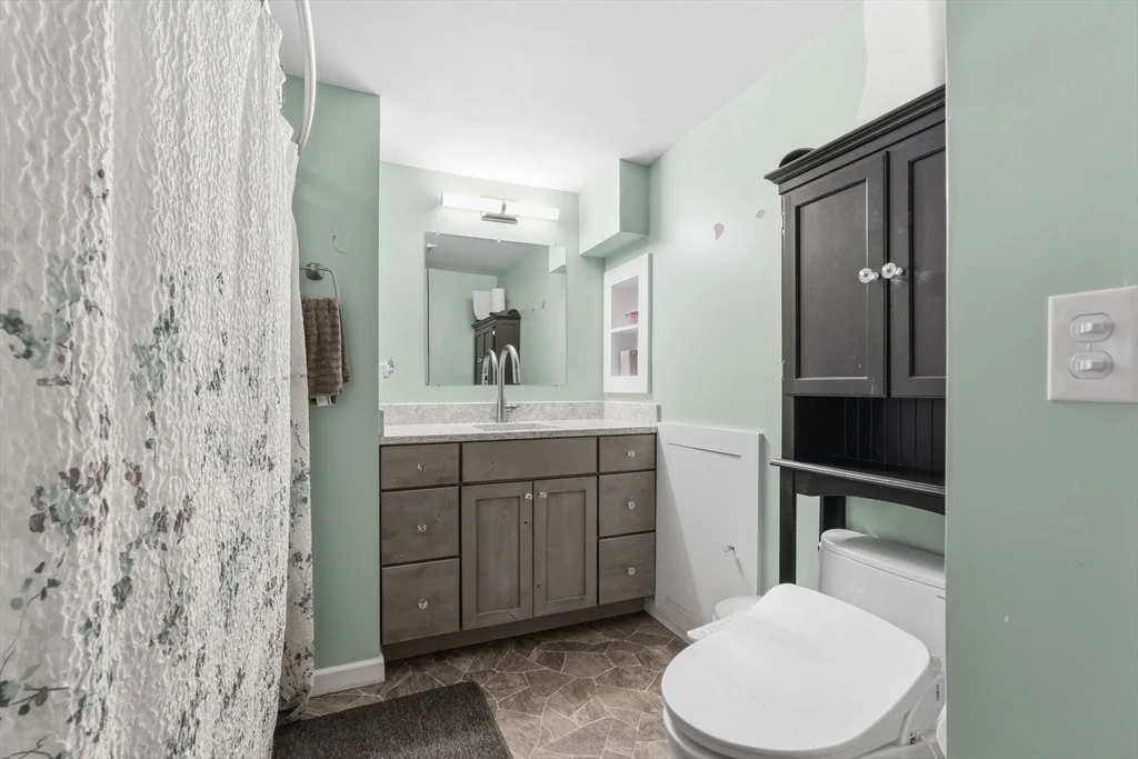 Photo of 8 Shutesbury Road
