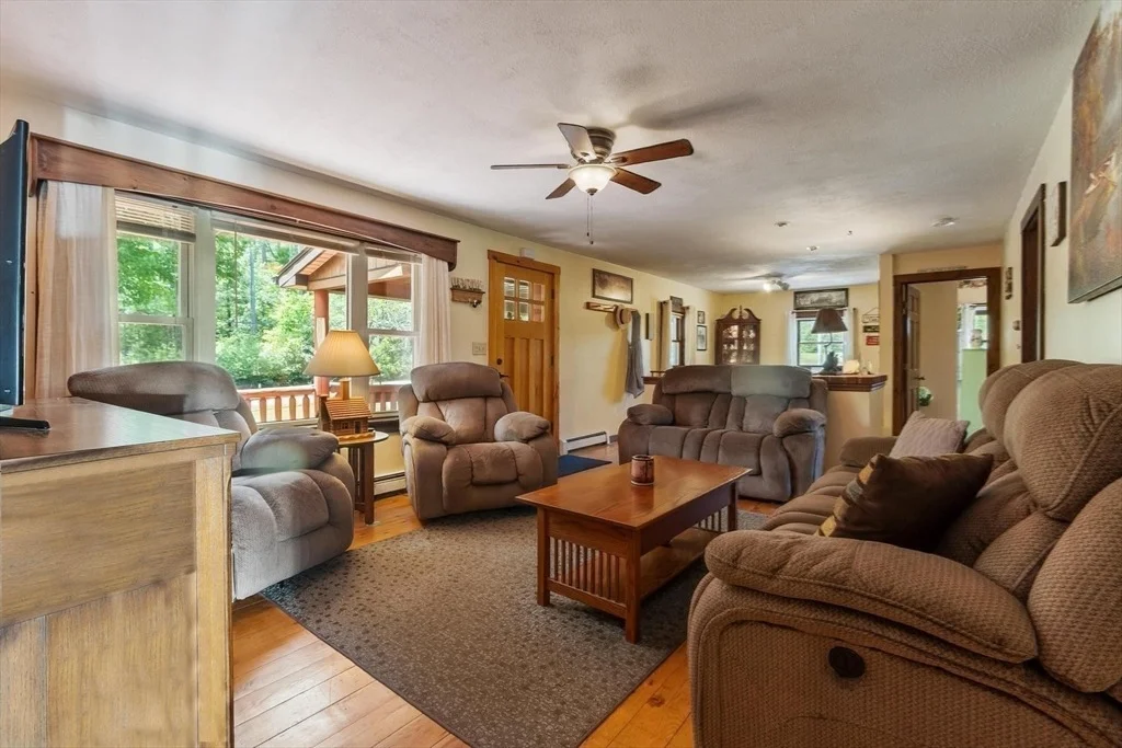 Photo of 165 Hockanum Road