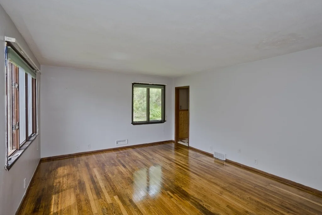 Photo of 52 Hillview Rd