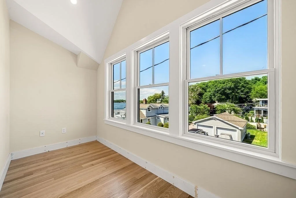 Photo of 10 Naugus Ave
