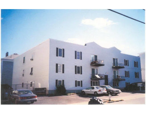 Photo of Unit 3 at 526 Third Street