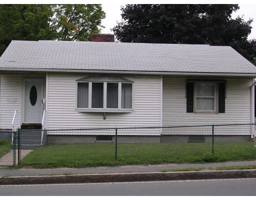 Photo of 892 Grattan