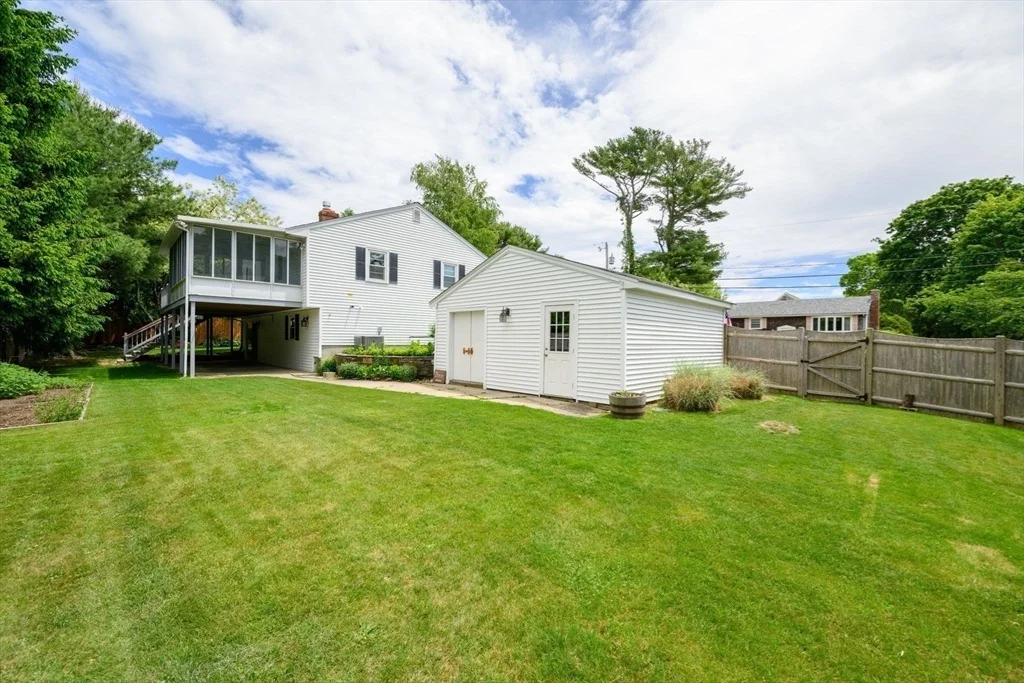 Photo of 90 Holly Rd