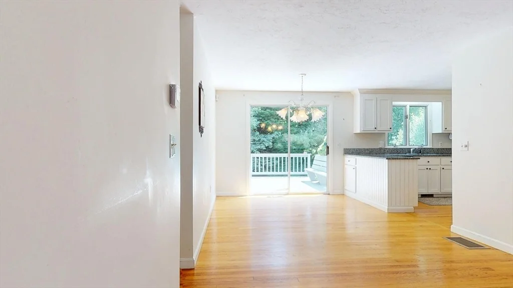 Photo of 96 Pawkannawkut Dr