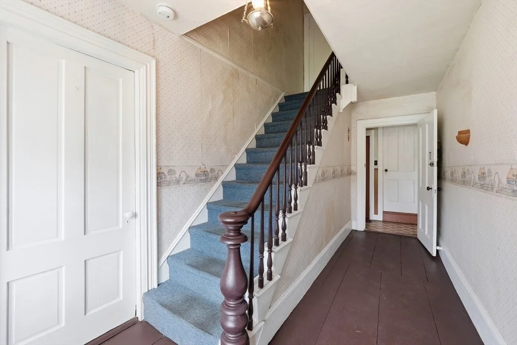Photo of 16 Main St