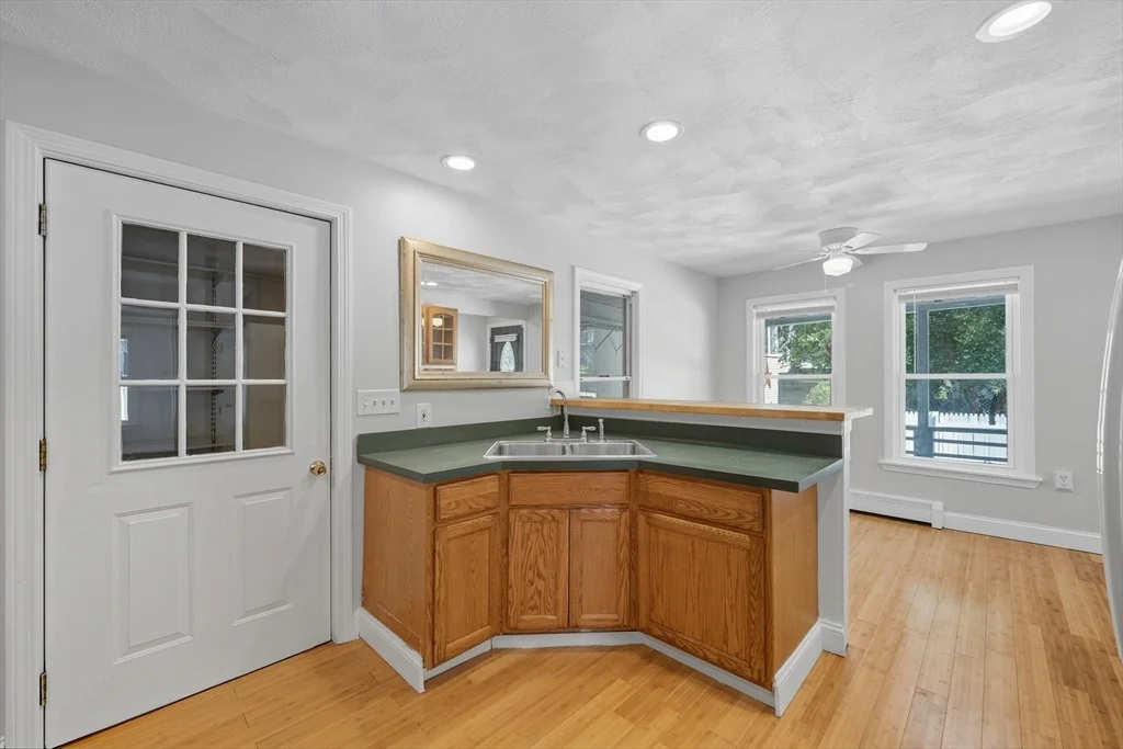 Photo of 10 Mission Pl