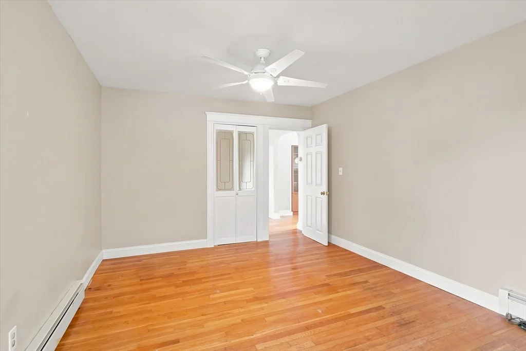Photo of 32 Glendale Ave