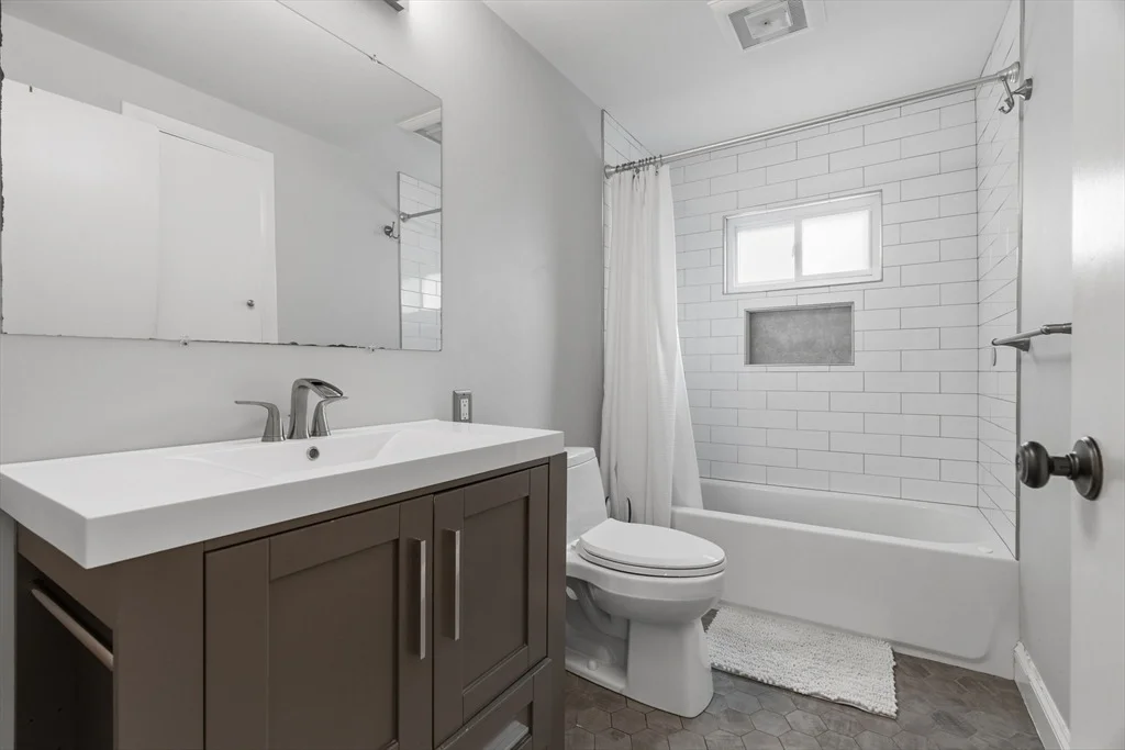 Photo of 25 Hazelmere Rd