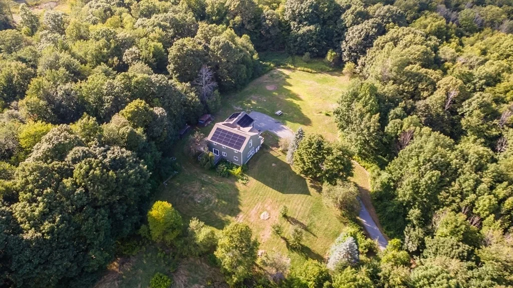 Photo of 102 Overlook Rd