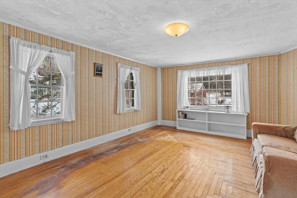 Photo of 146 Elm St