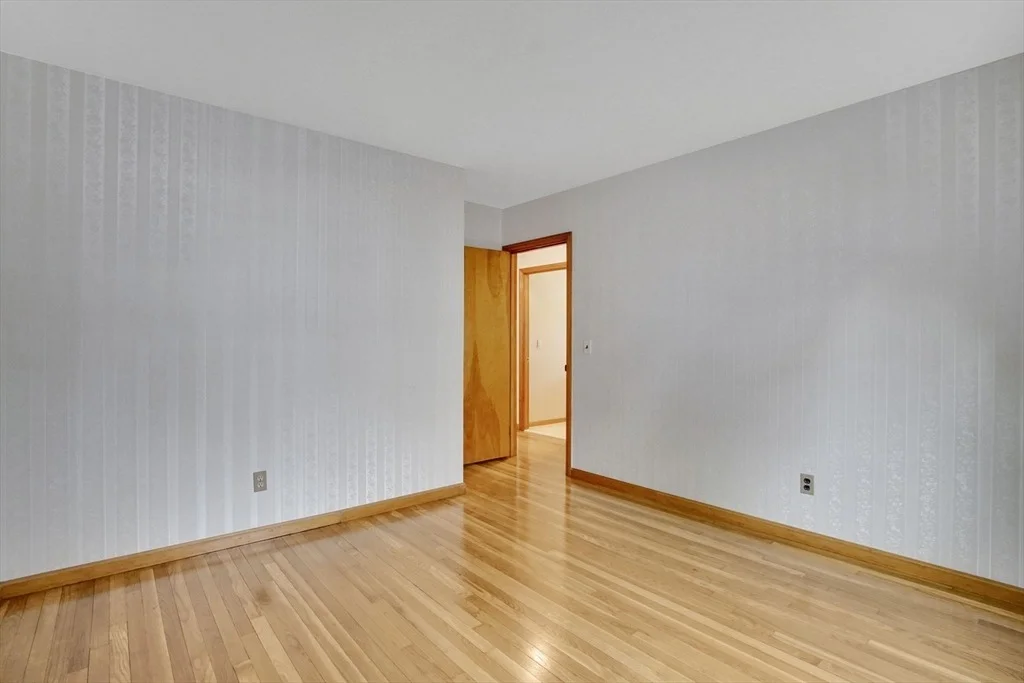 Photo of 300 Circle Dr