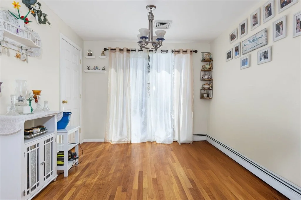Photo of 85 Marion Ave