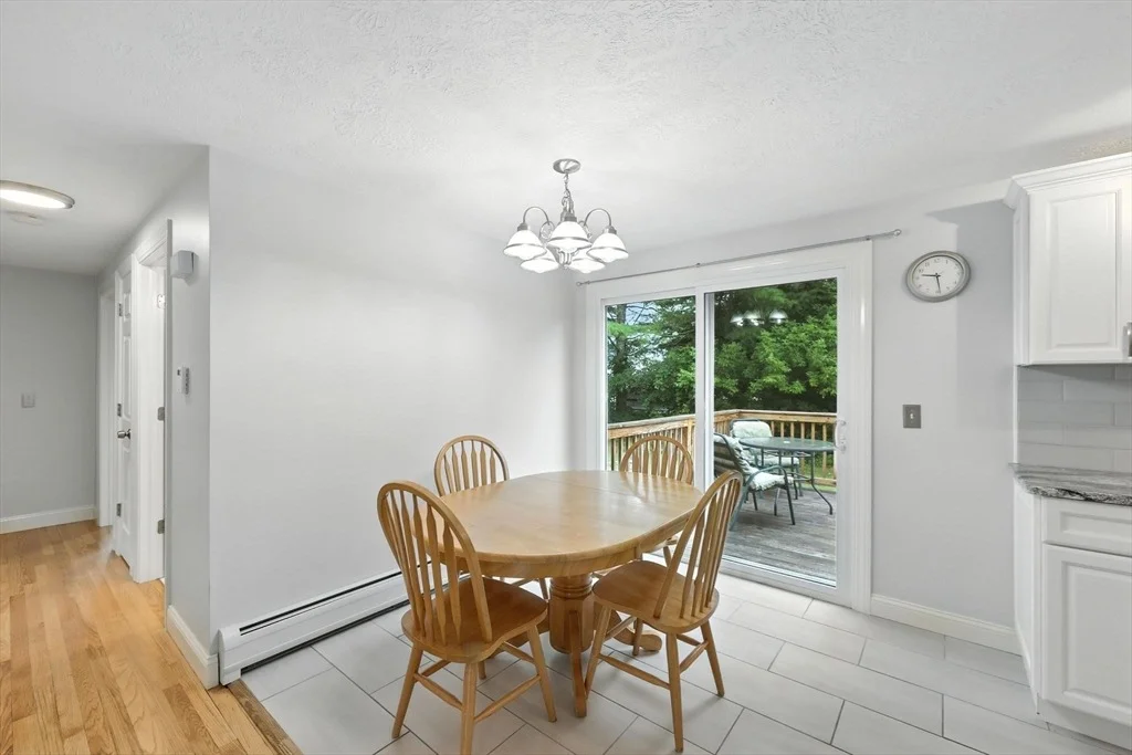 Photo of 6 Oakridge Cir