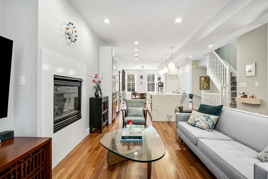 Photo of Unit 2 at 20 Dwight St