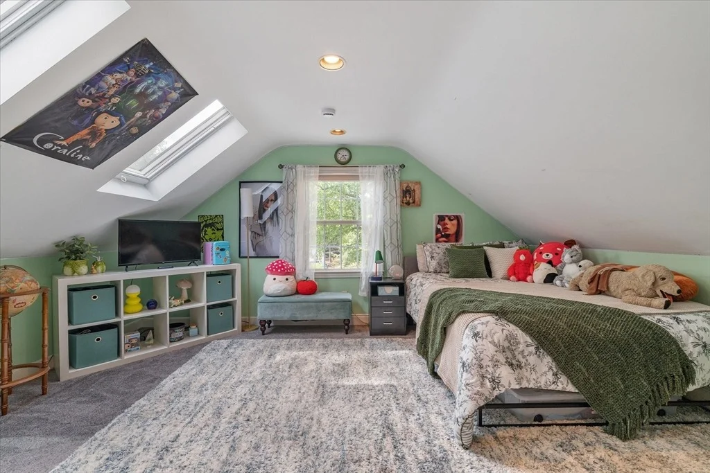 Photo of 33 Pine Arden Dr