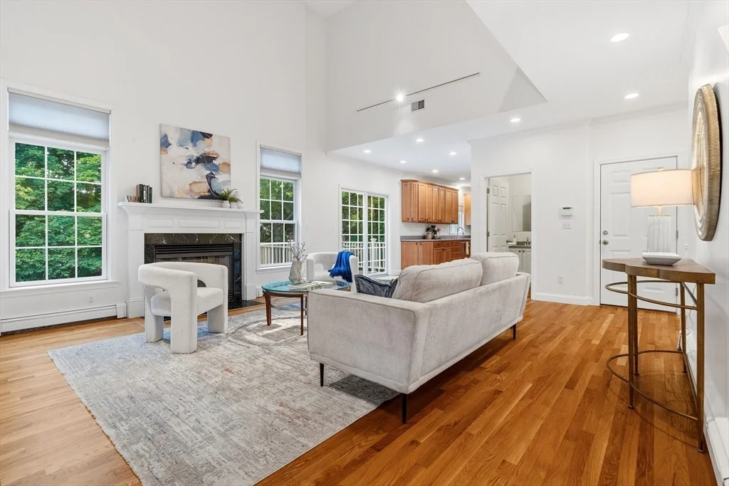 Photo of 876 Central Ave
