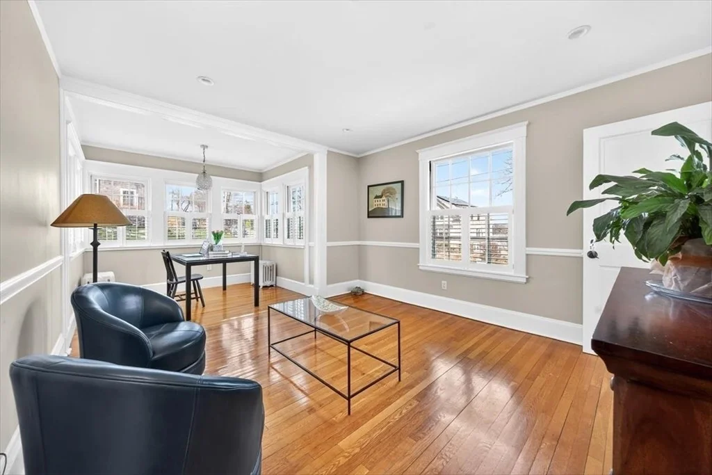 Photo of 142 Otis St