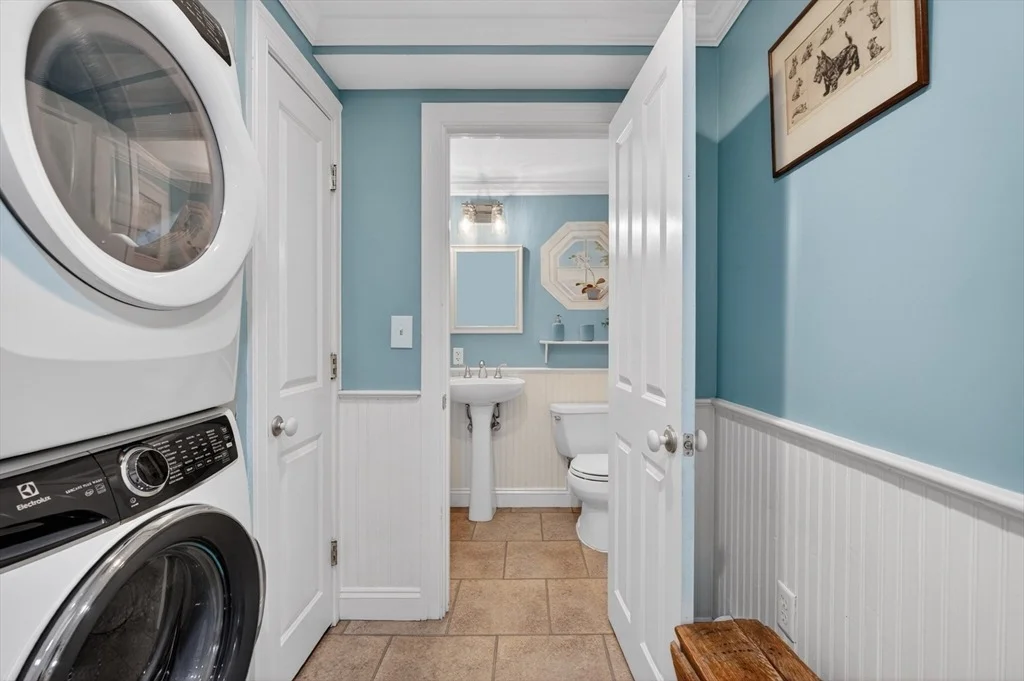 Photo of 14 Ballardvale Rd