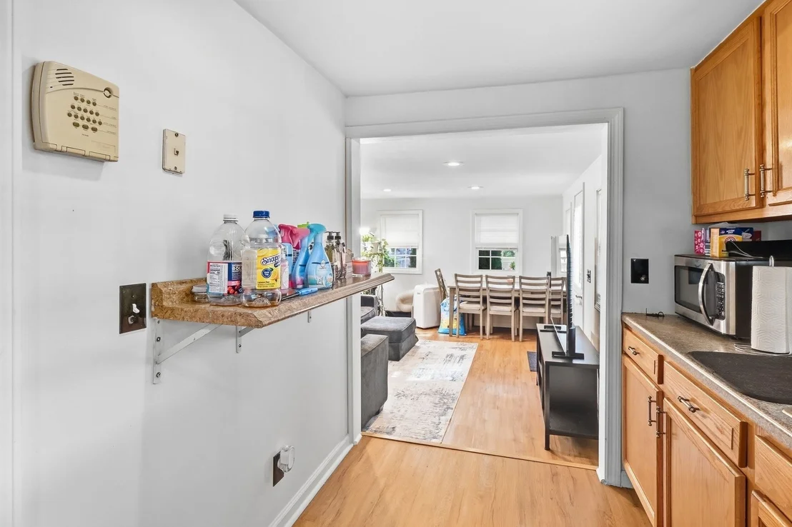 Photo of 215 Eddy St