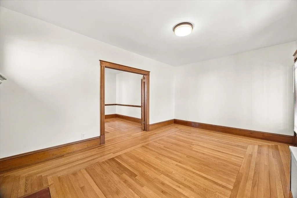 Photo of 153 Brookside Ave.