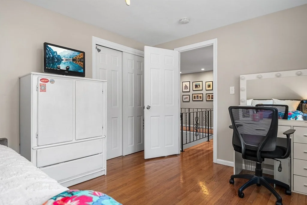 Photo of 451 Linebrook Road