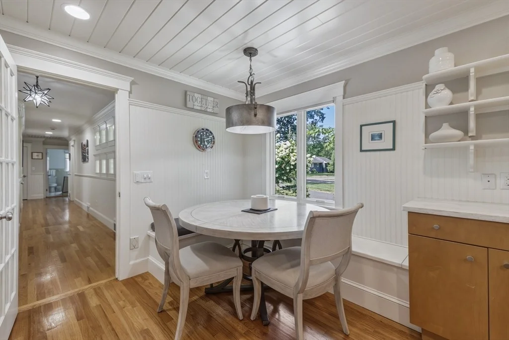 Photo of 191 Pinewood Dr