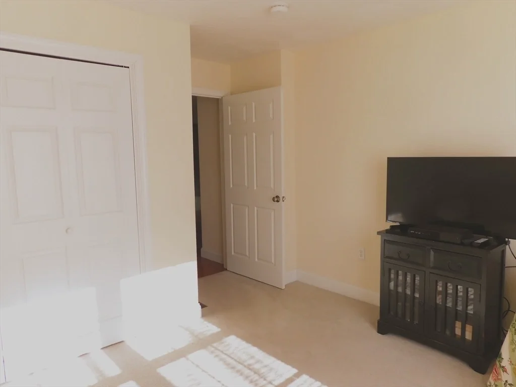 Photo of Unit 13 at 13 Dunrobin Cir