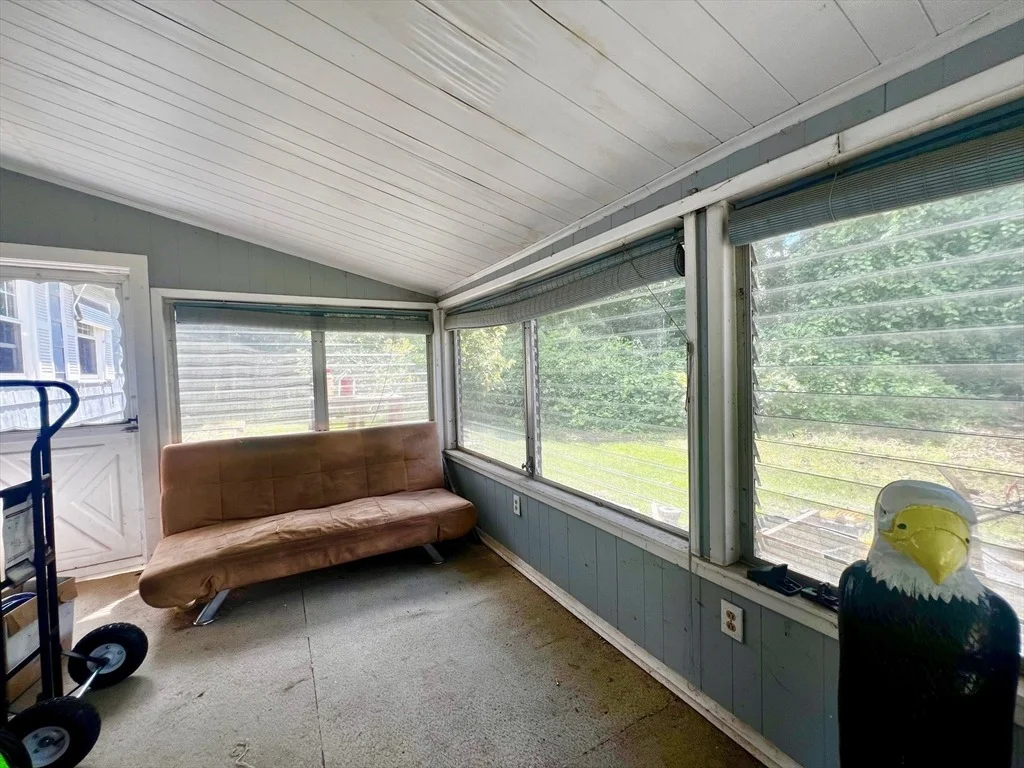 Photo of 1158 Millers Falls Rd