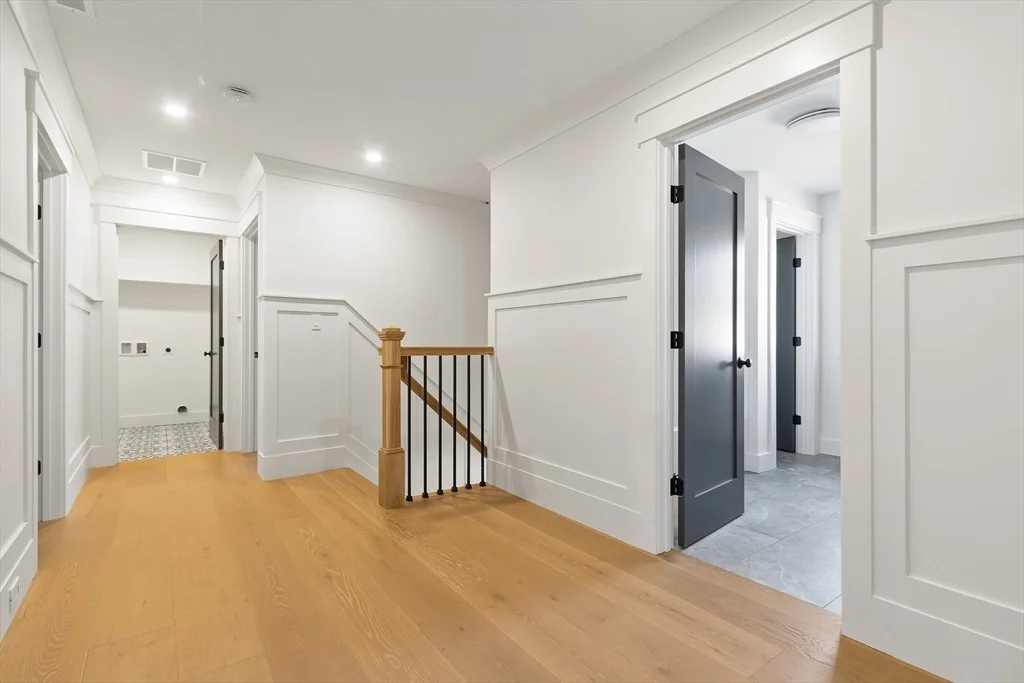 Photo of 242 Oak Street
