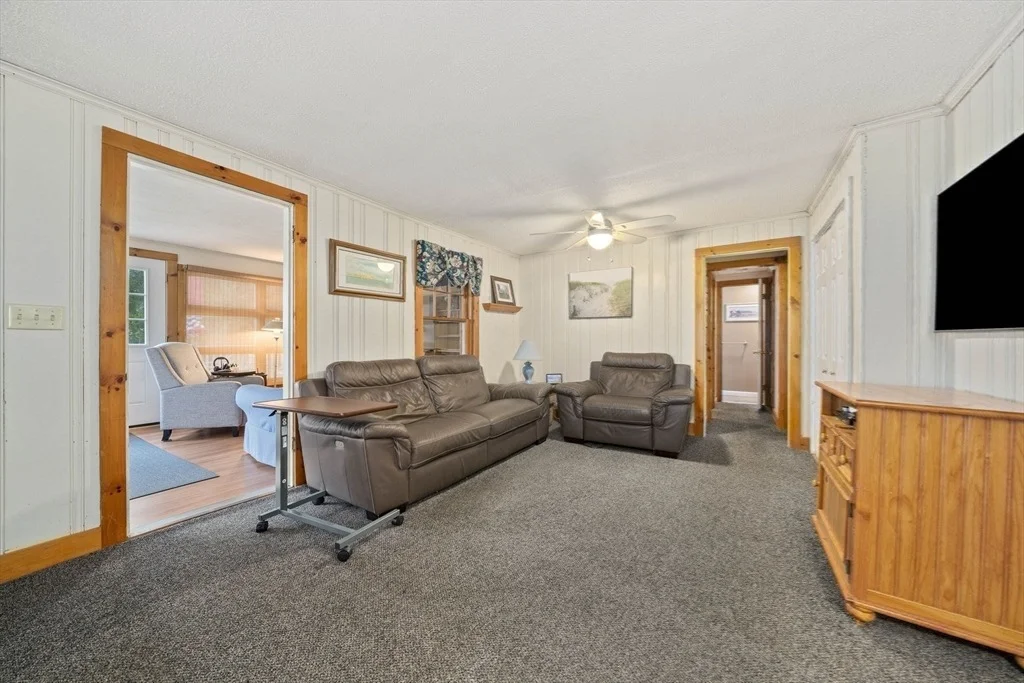 Photo of 15 Broadmarsh Ave