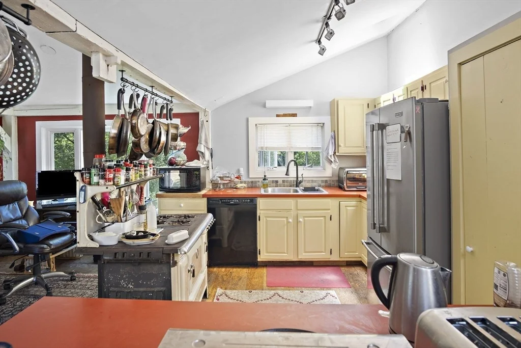 Photo of 2 Highfield Rd