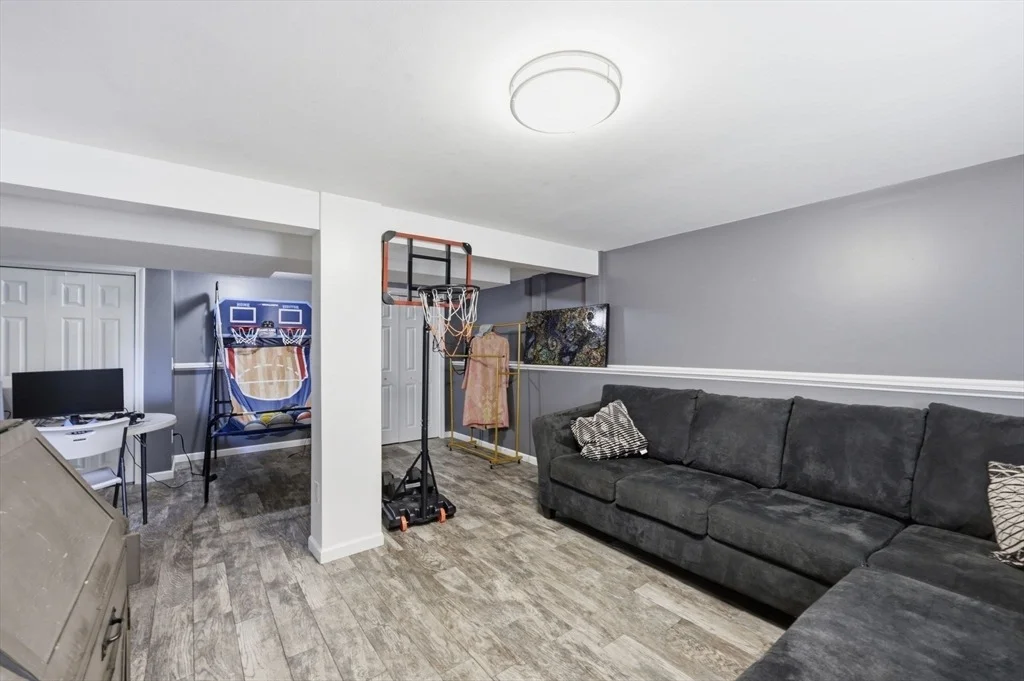 Photo of 28 Drumlin Rd