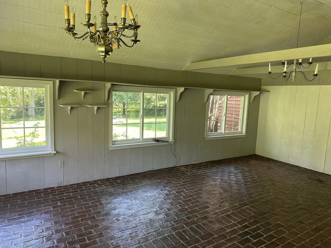 Photo of 575 Old West Brookfield Rd
